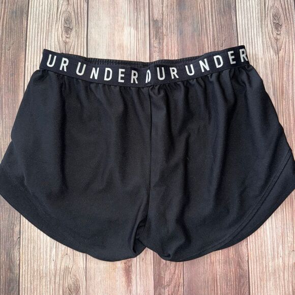 Women's Under Armour XL Shorts - Picture 3 of 4